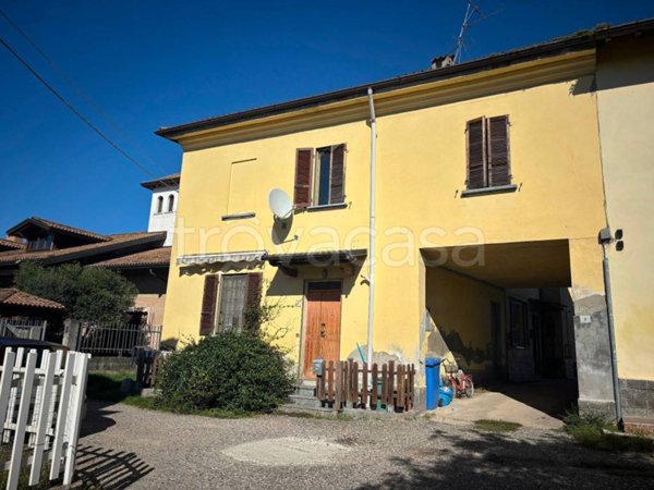 casa indipendente in vendita a Vidigulfo in zona Cavagnera