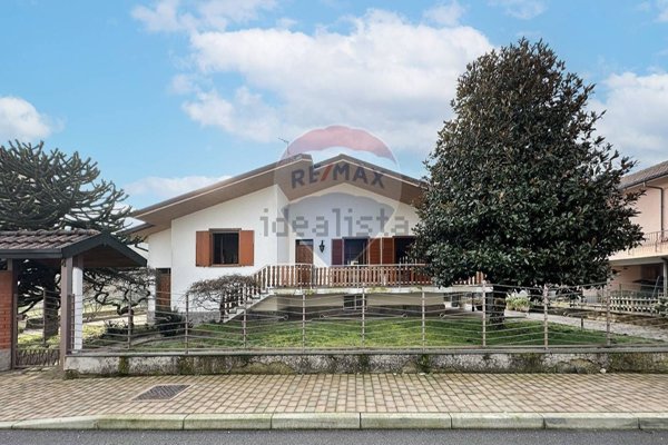 casa indipendente in vendita a Vidigulfo