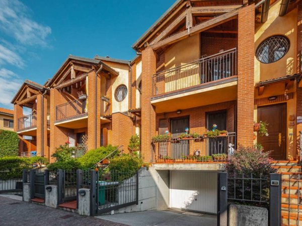 casa indipendente in vendita a Vidigulfo