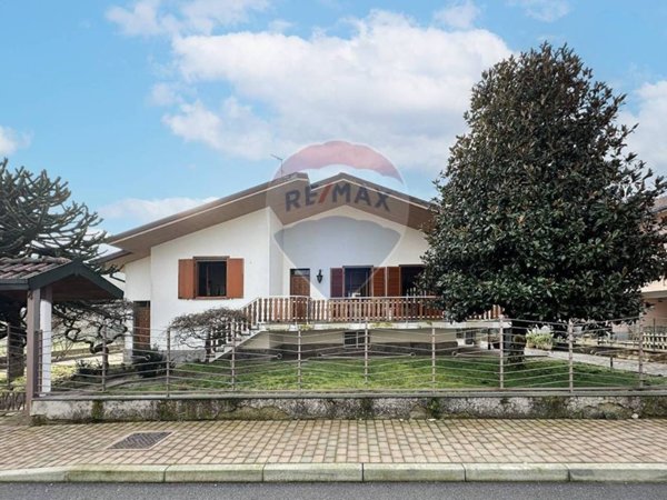 casa indipendente in vendita a Vidigulfo