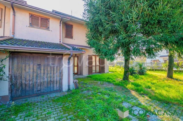 casa indipendente in vendita a Vidigulfo