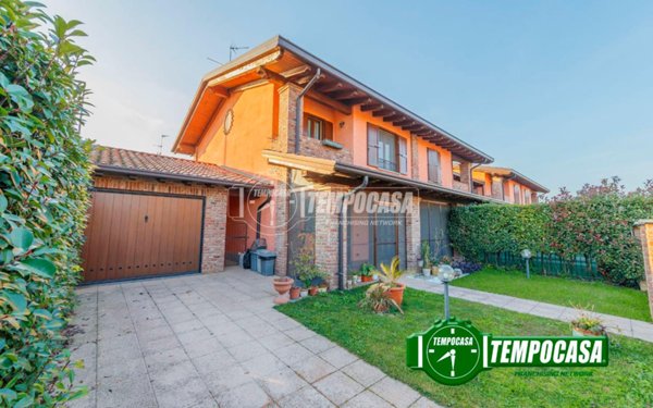 casa indipendente in vendita a Vidigulfo