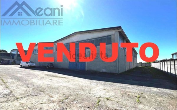 capannone in vendita a Vidigulfo