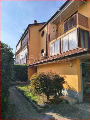 appartamento in vendita a Vidigulfo in zona Vairano