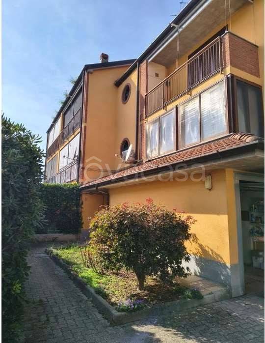 appartamento in vendita a Vidigulfo in zona Vairano