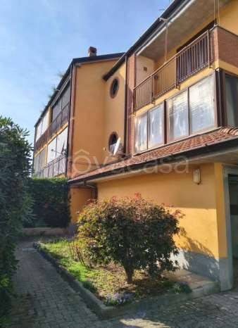 appartamento in vendita a Vidigulfo in zona Vairano