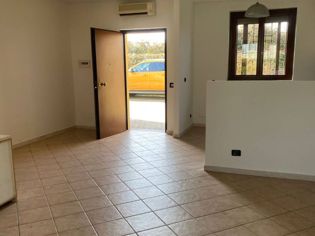 casa indipendente in vendita a Vidigulfo