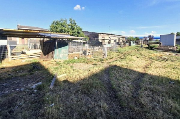 terreno edificabile in vendita a Vidigulfo