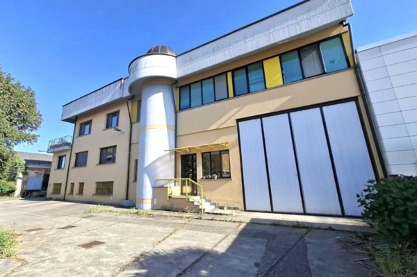 locale di sgombero in vendita a Vidigulfo