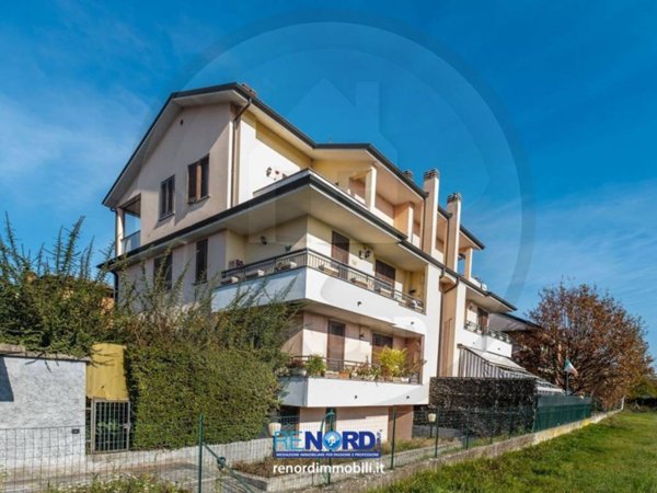 appartamento in vendita a Vidigulfo in zona Mandrino