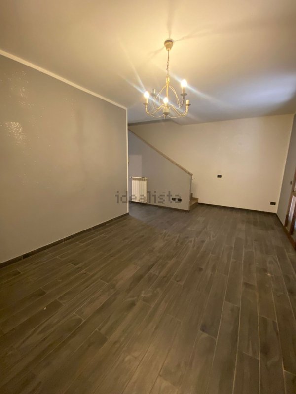 casa indipendente in vendita a Vidigulfo in zona Cavagnera