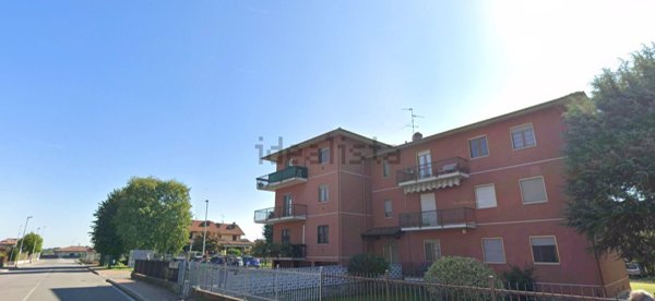 appartamento in vendita a Vidigulfo in zona Mandrino