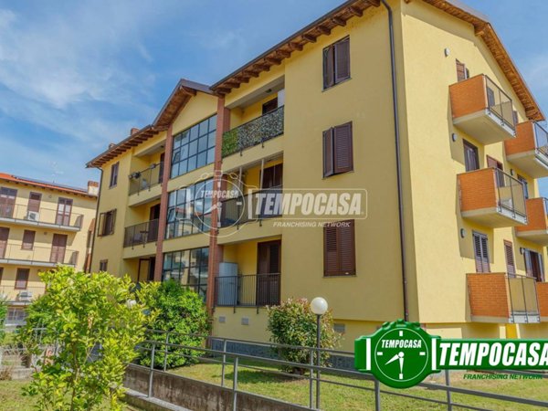 appartamento in vendita a Vidigulfo in zona Mandrino