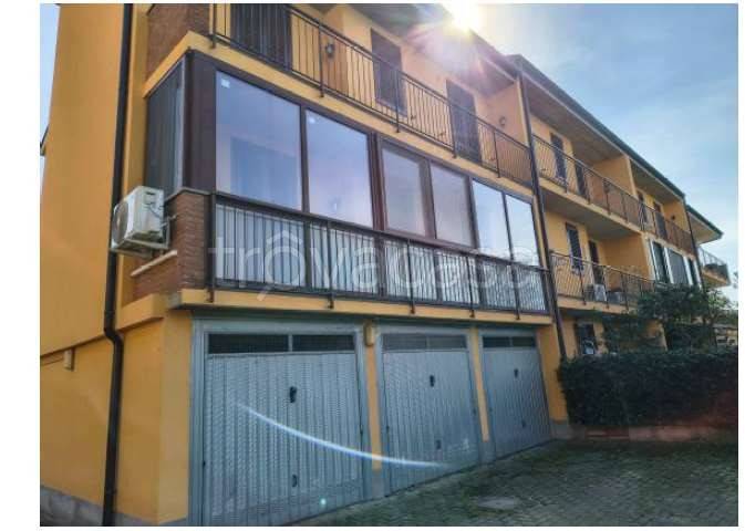 appartamento in vendita a Vidigulfo in zona Vairano