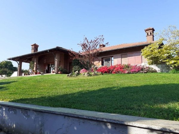 casa indipendente in vendita a Vigevano in zona Morsella