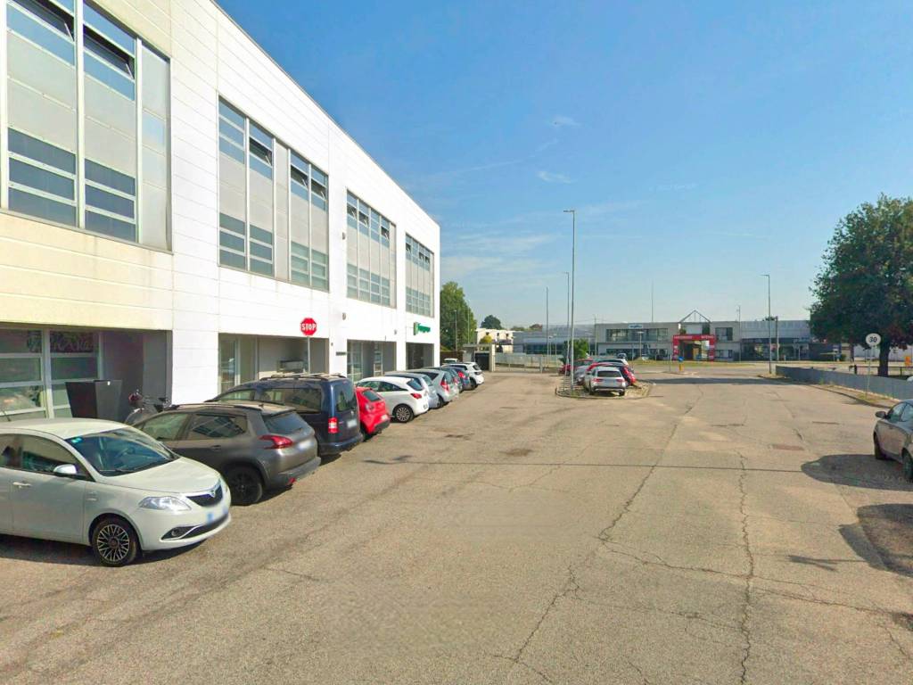 ufficio in vendita a Vigevano