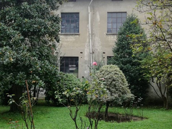 intera palazzina in vendita a Vigevano