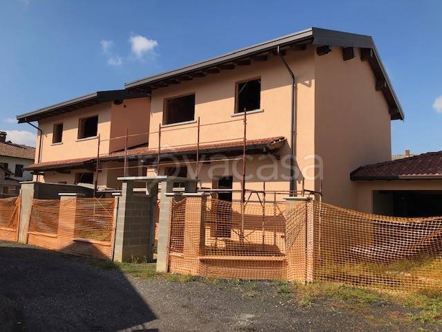 casa indipendente in vendita a Vigevano