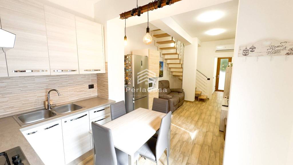 casa indipendente in vendita a Vigevano