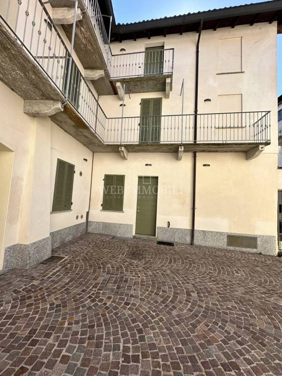 casa indipendente in vendita a Vigevano