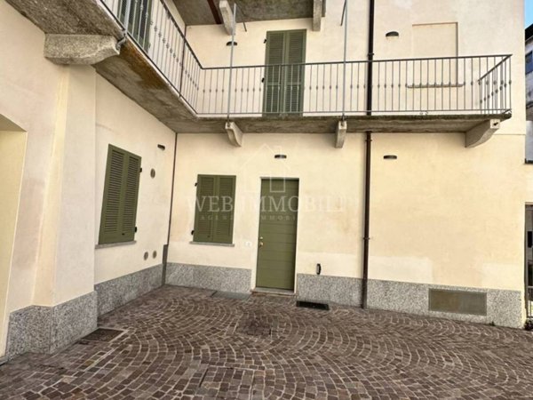 casa indipendente in vendita a Vigevano