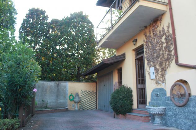 casa indipendente in vendita a Vigevano