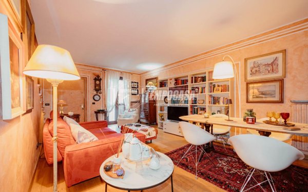 casa indipendente in vendita a Vigevano in zona Piccolini