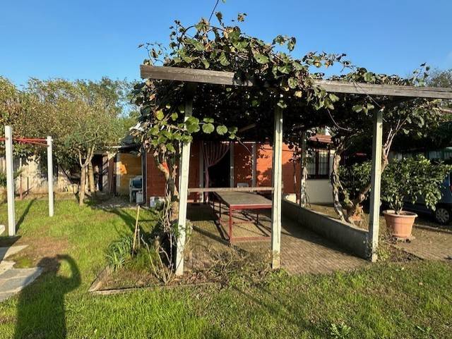 casa indipendente in vendita a Vigevano in zona Buccella