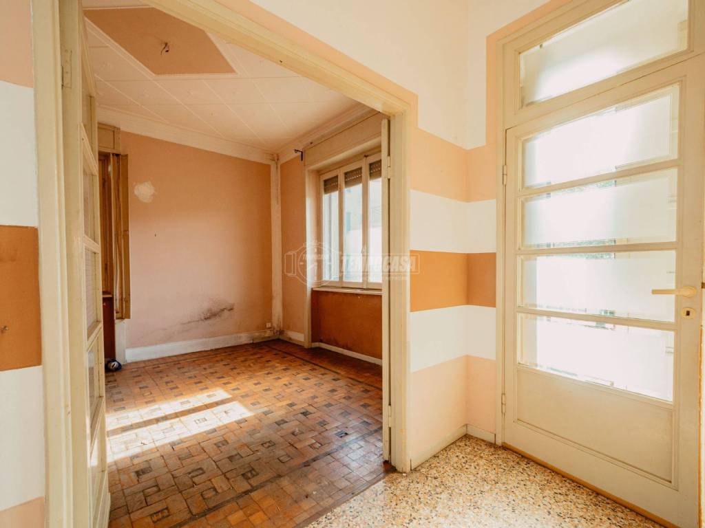casa indipendente in vendita a Vigevano