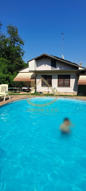 casa indipendente in vendita a Vigevano