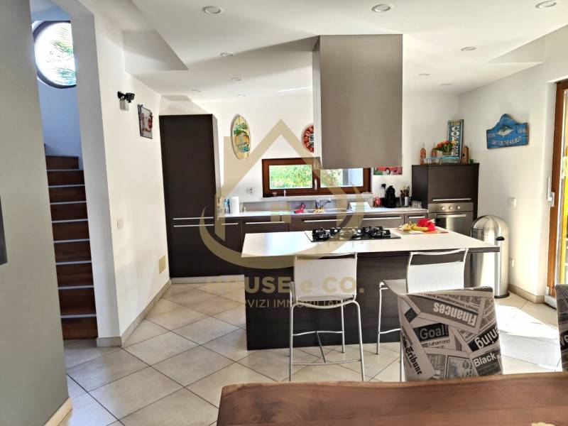 casa indipendente in vendita a Vigevano