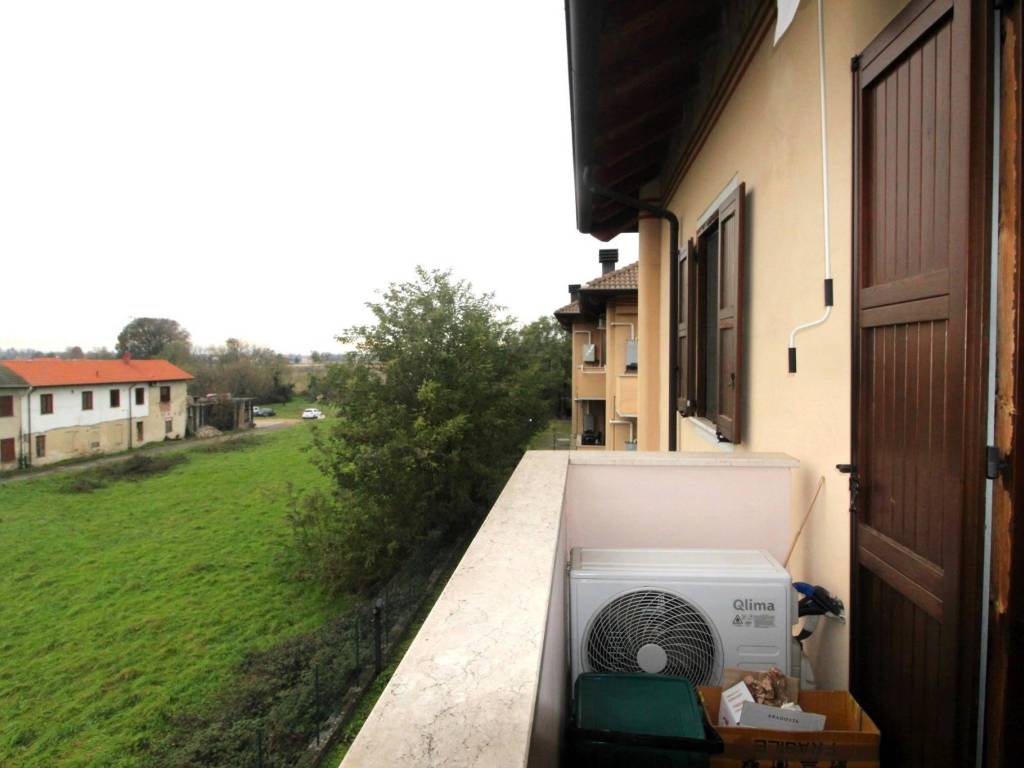 appartamento in vendita a Vigevano in zona Piccolini