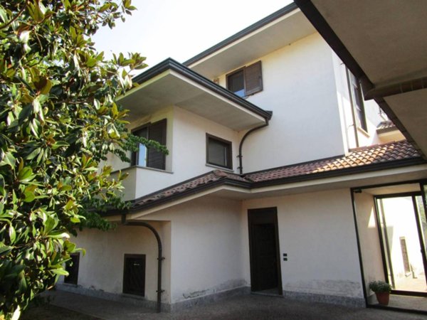 casa indipendente in vendita a Vigevano