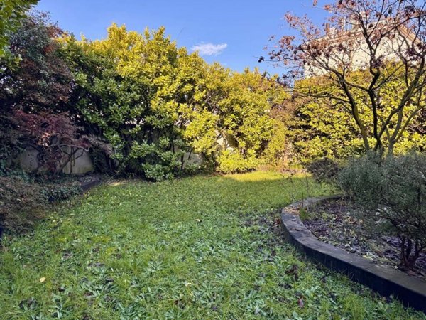 casa indipendente in vendita a Vigevano