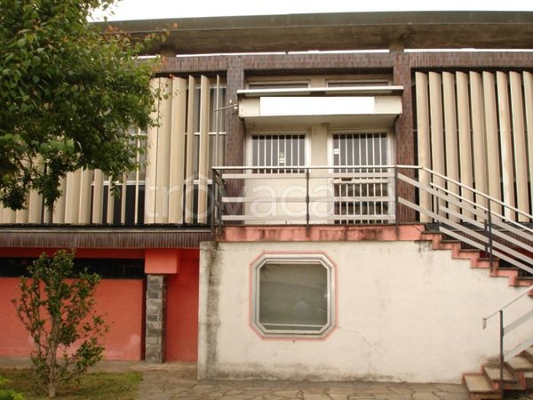 capannone in vendita a Vigevano