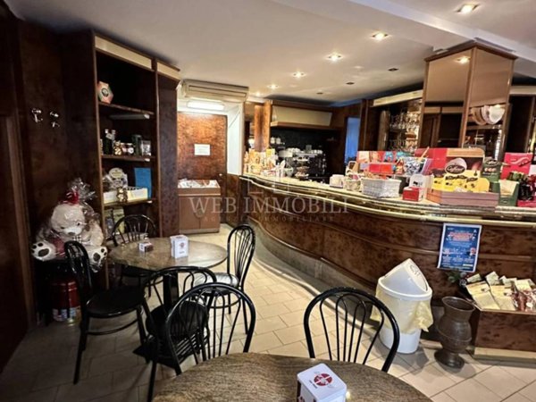 negozio in vendita a Vigevano