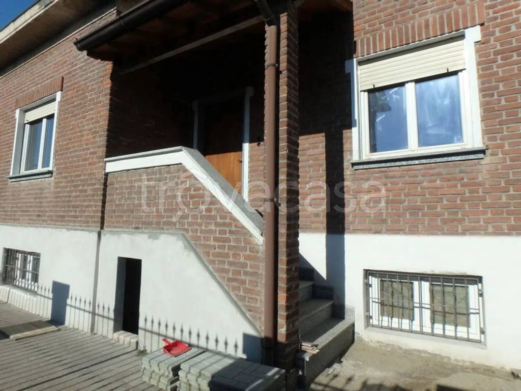 casa indipendente in vendita a Vigevano