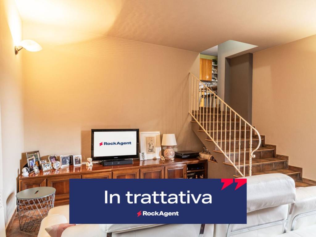 casa indipendente in vendita a Vigevano