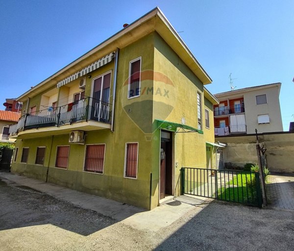 casa indipendente in vendita a Vigevano