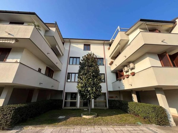 appartamento in vendita a Vigevano in zona Buccella