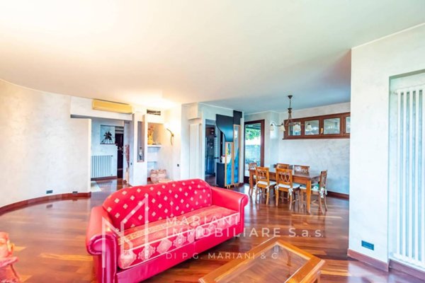 casa indipendente in vendita a Vigevano
