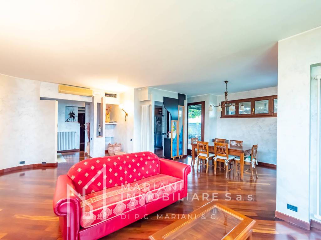 casa indipendente in vendita a Vigevano