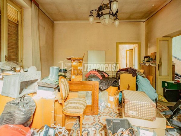 casa indipendente in vendita a Vigevano