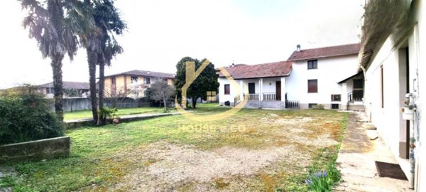 casa indipendente in vendita a Vigevano