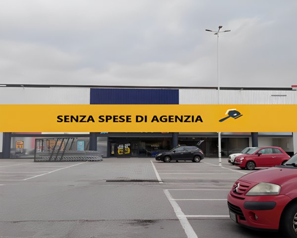 negozio in vendita a Vigevano