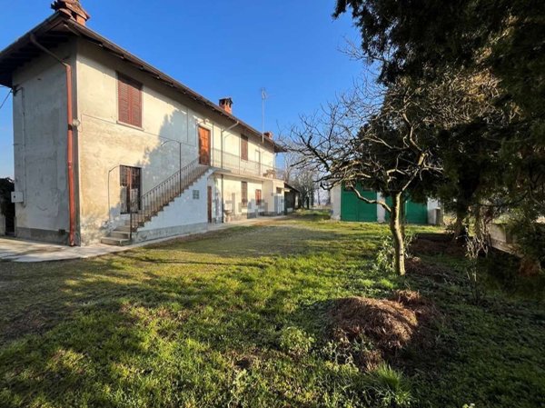 pentavano in vendita a Vigevano