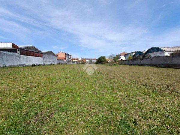 terreno edificabile in vendita a Vigevano