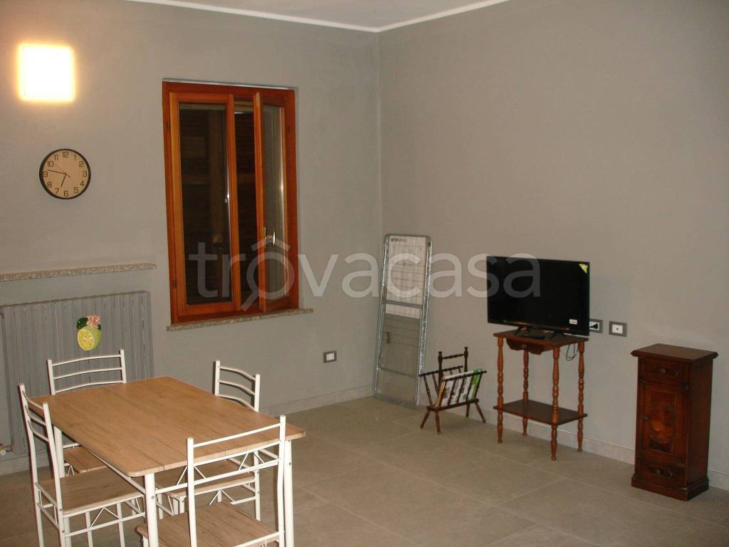 appartamento in vendita a Vigevano in zona Piccolini