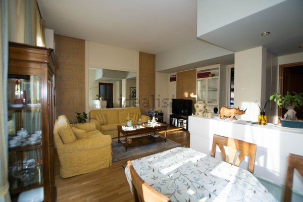 casa indipendente in vendita a Vigevano in zona Piccolini