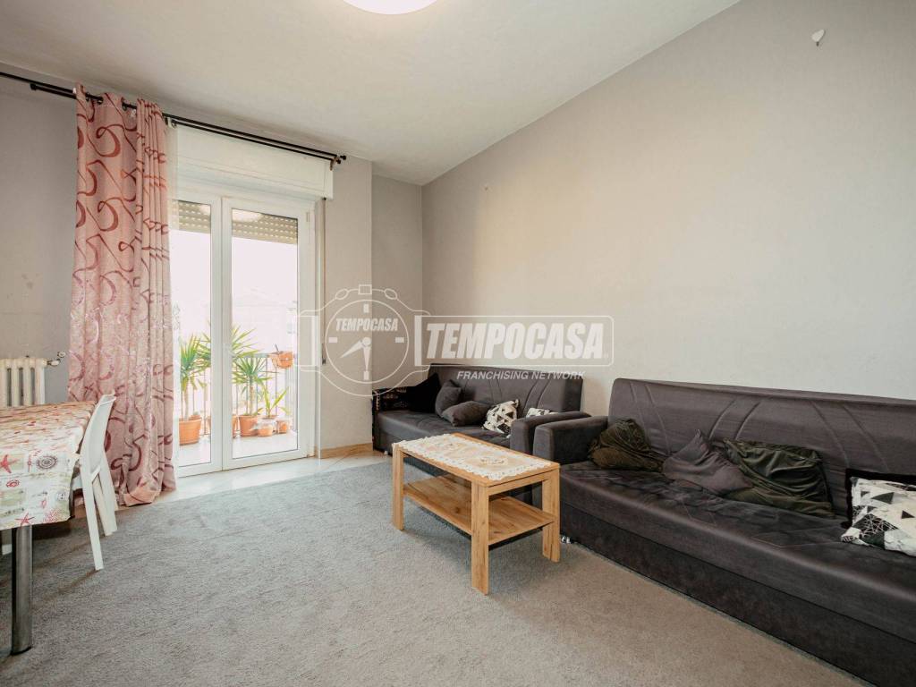 appartamento in vendita a Vigevano in zona Fogliano